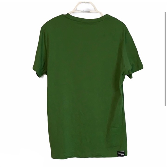 BRAND NEW!
NEVER BEEN WORN!
PRISTINE CONDITION!
NWT! - Picture 2 of 6